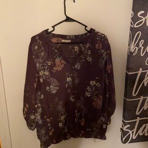 Grey shirt with flowers